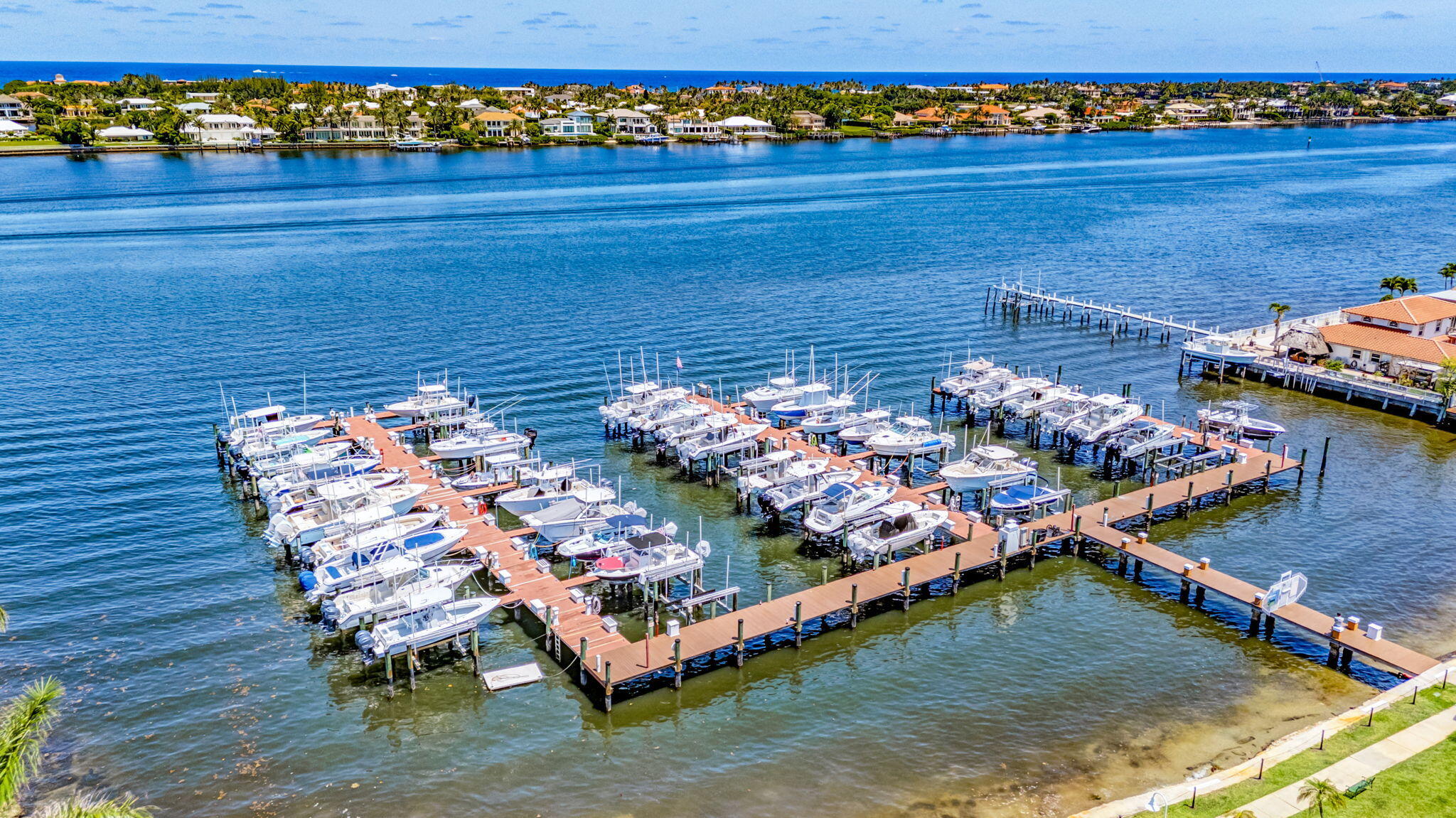 Yacht Club - Residential Lease