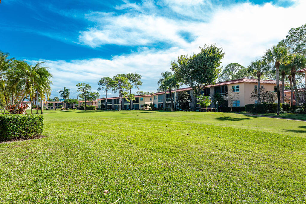 KING MOUNTAIN CONDO (AKA MONTEREY YACHT & COUNTRY - Residential
