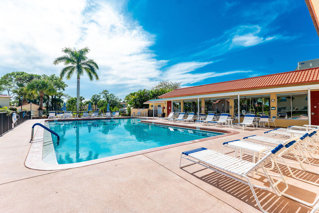 KING MOUNTAIN CONDO (AKA MONTEREY YACHT & COUNTRY - Residential