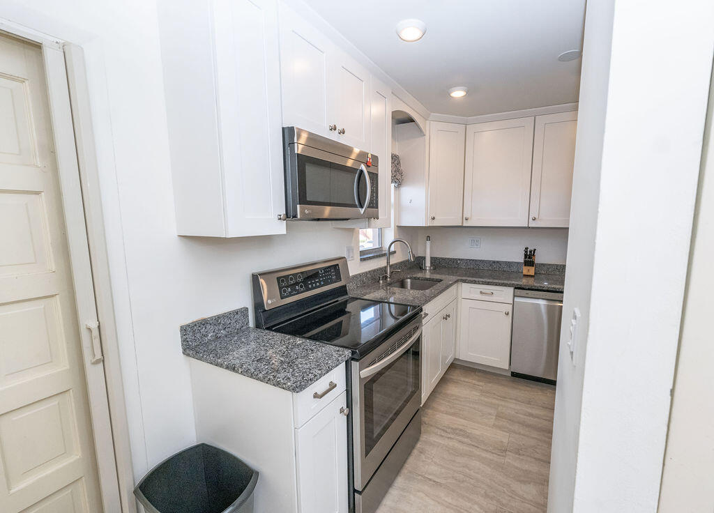 KING MOUNTAIN CONDO (AKA MONTEREY YACHT & COUNTRY - Residential