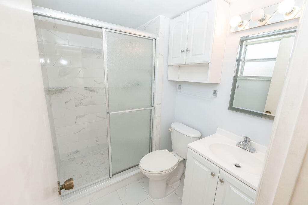 KING MOUNTAIN CONDO (AKA MONTEREY YACHT & COUNTRY - Residential