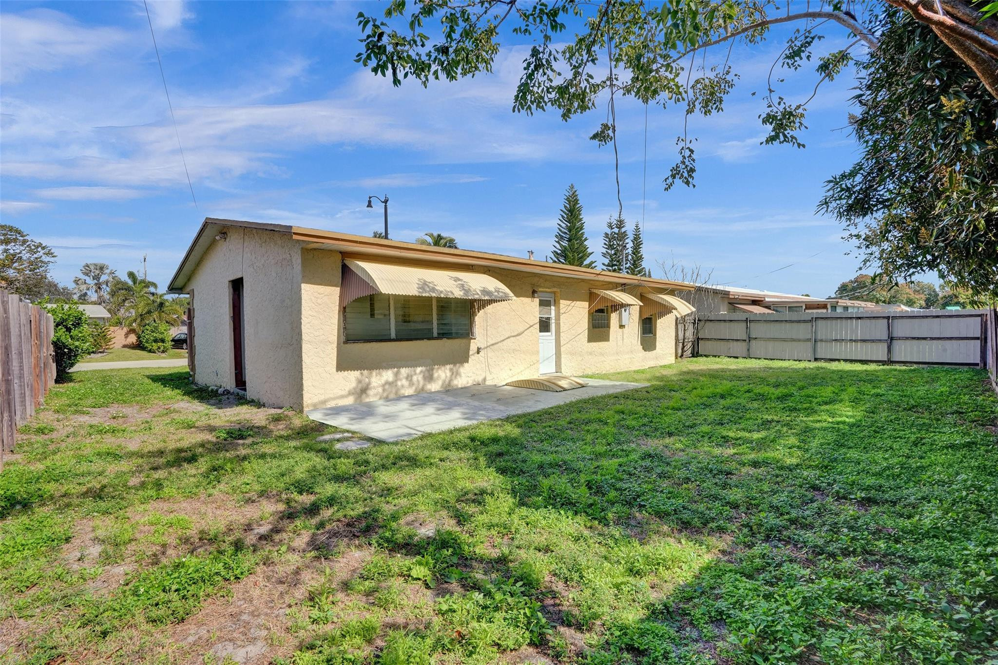 CRESTHAVEN NO 4 - Residential