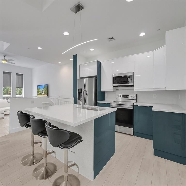 Everglades Land Sales Co - Residential Lease