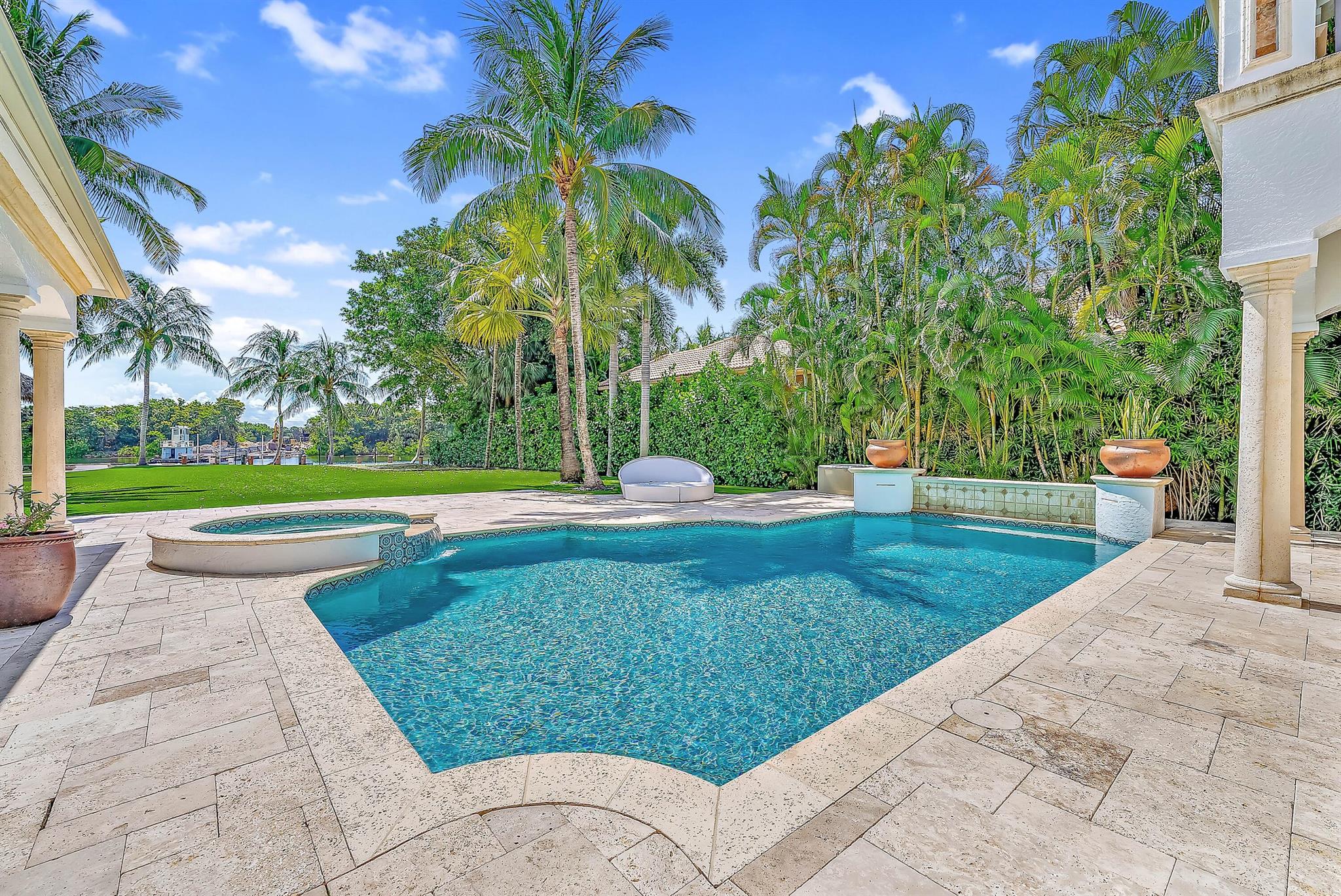 INTRACOASTAL PARK - Residential