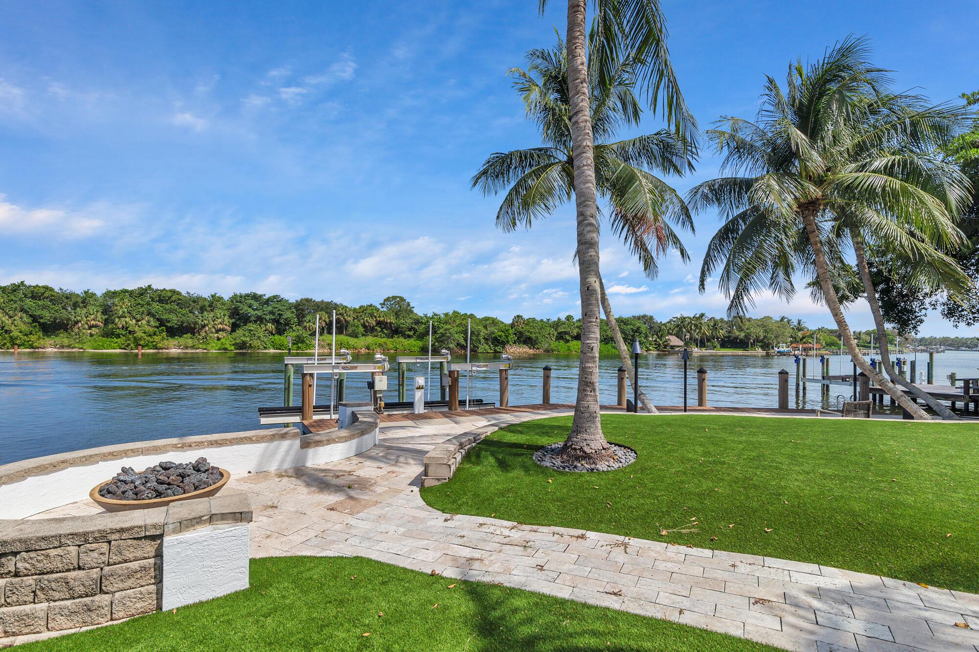INTRACOASTAL PARK - Residential