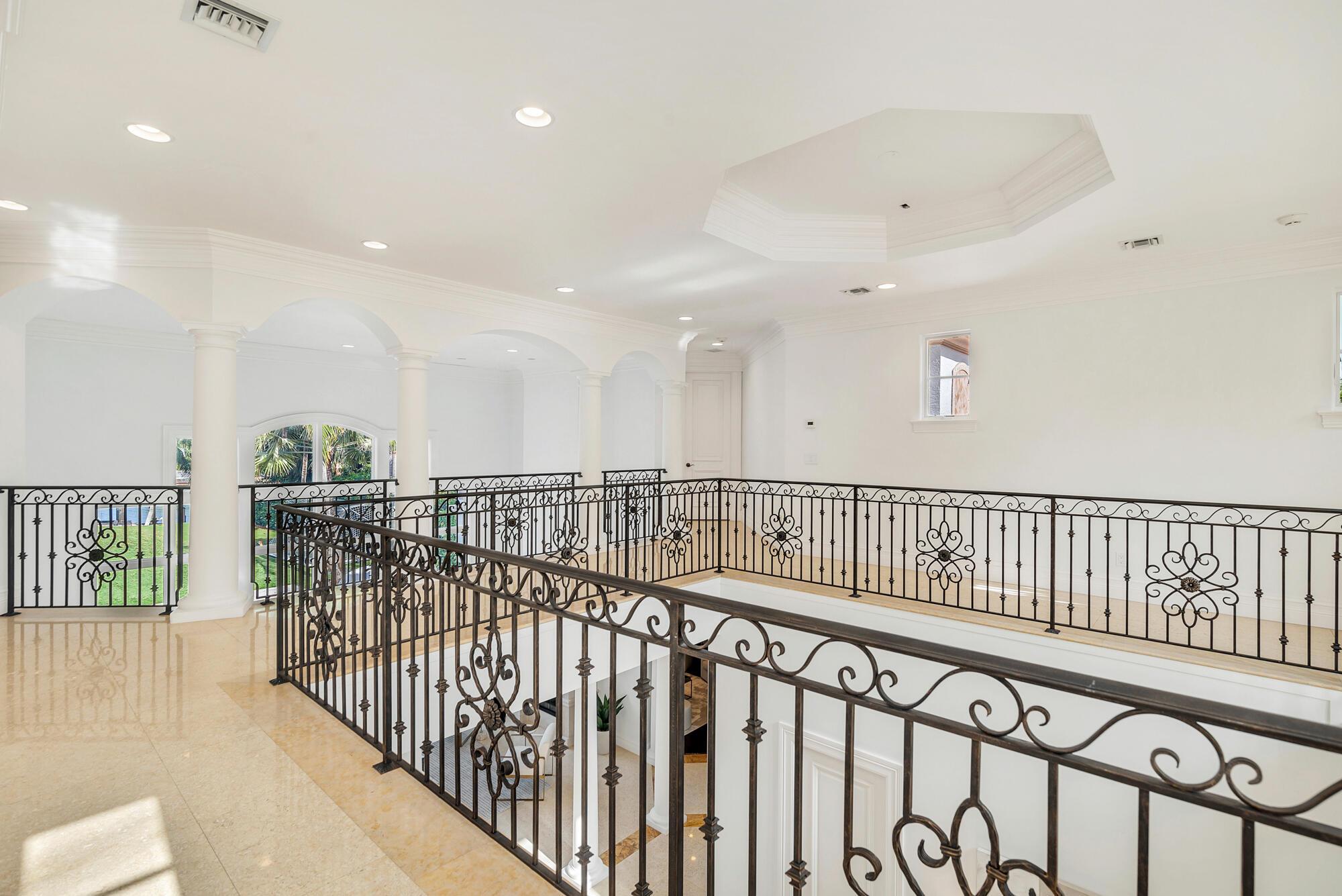 INTRACOASTAL PARK - Residential