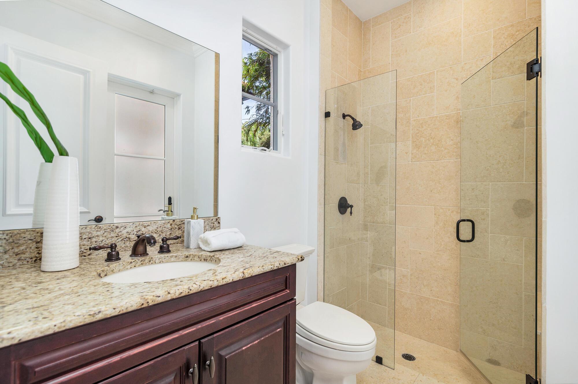 INTRACOASTAL PARK - Residential