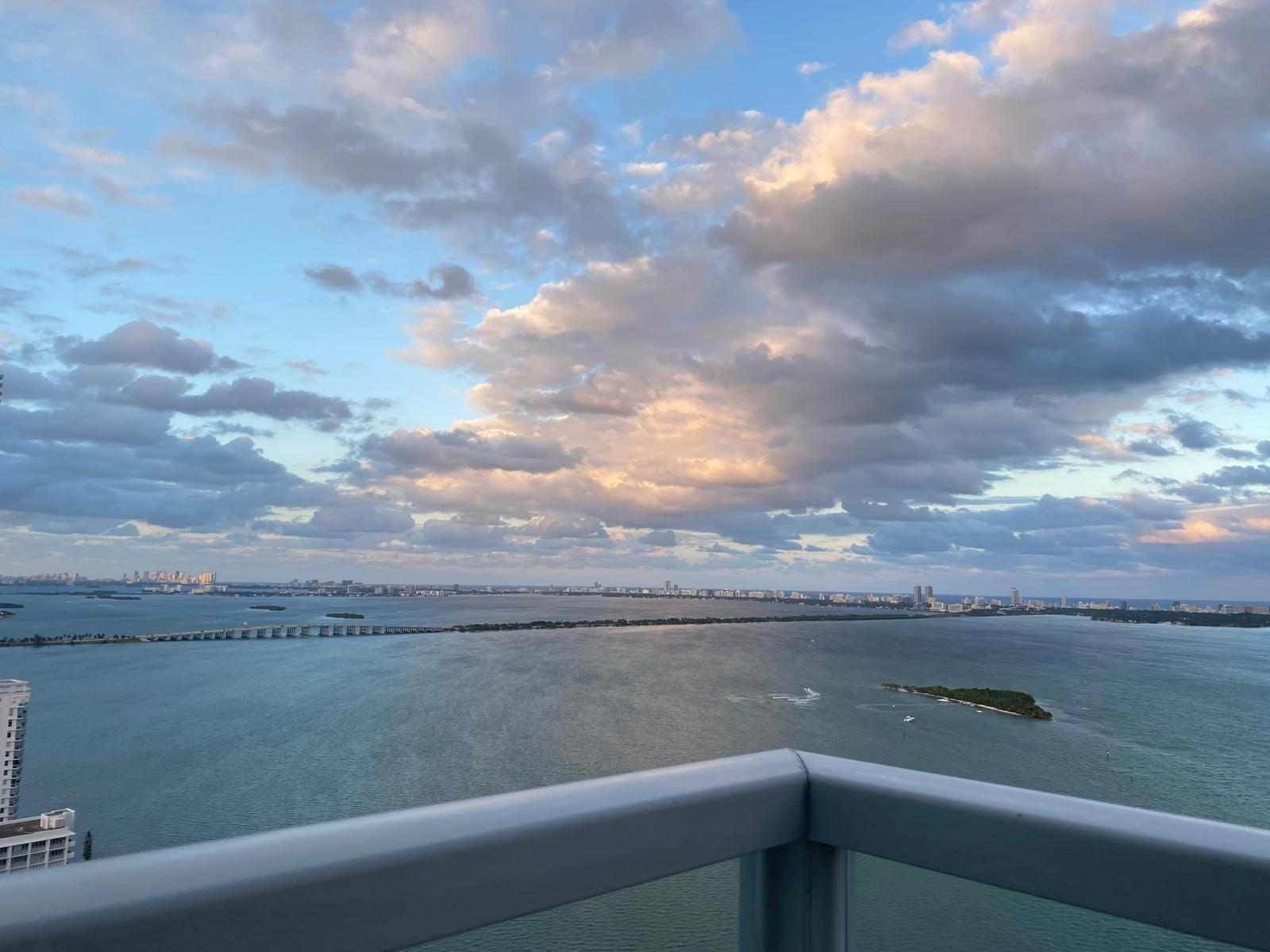 1900 E N BAYSHORE DR 3702