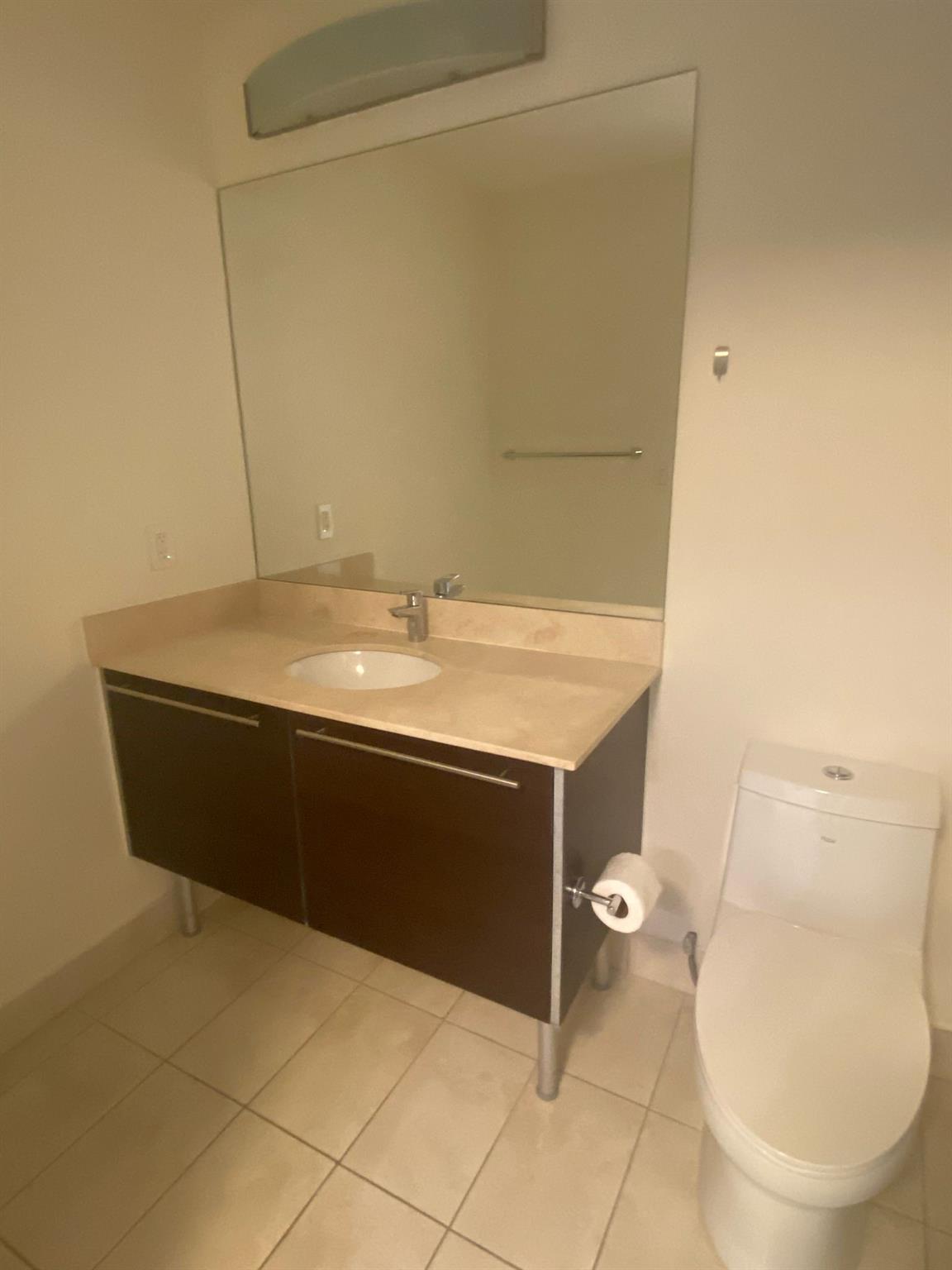 QUANTUM ON THE BAY CONDO NO 1 - Residential Lease