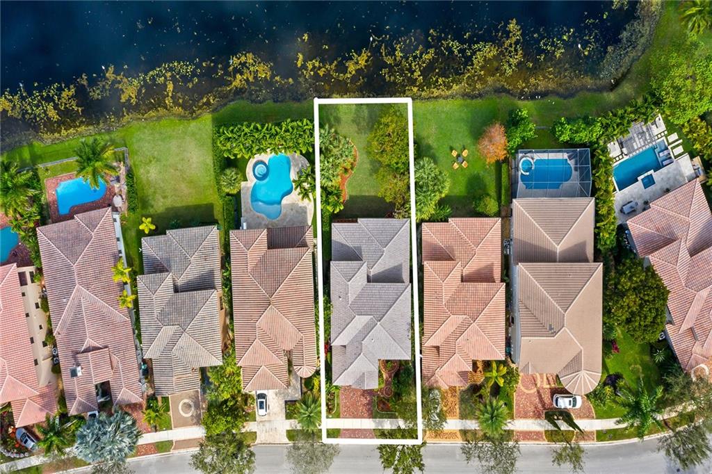 Parkland Golf & Country C - Residential