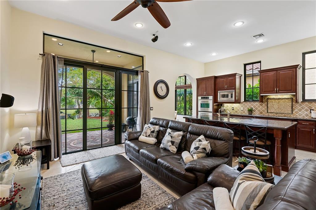 Parkland Golf & Country C - Residential