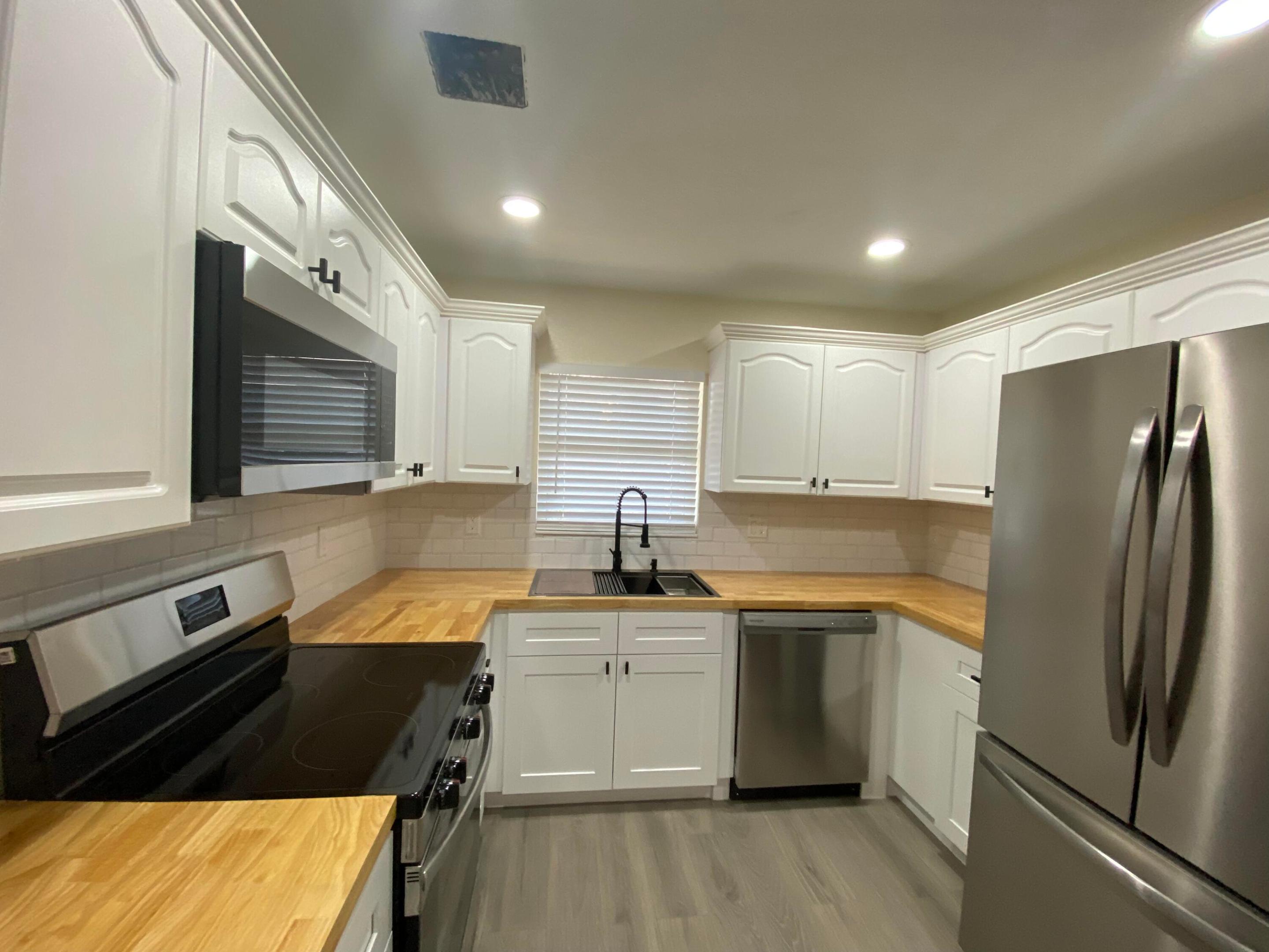 176 SW 5th Court