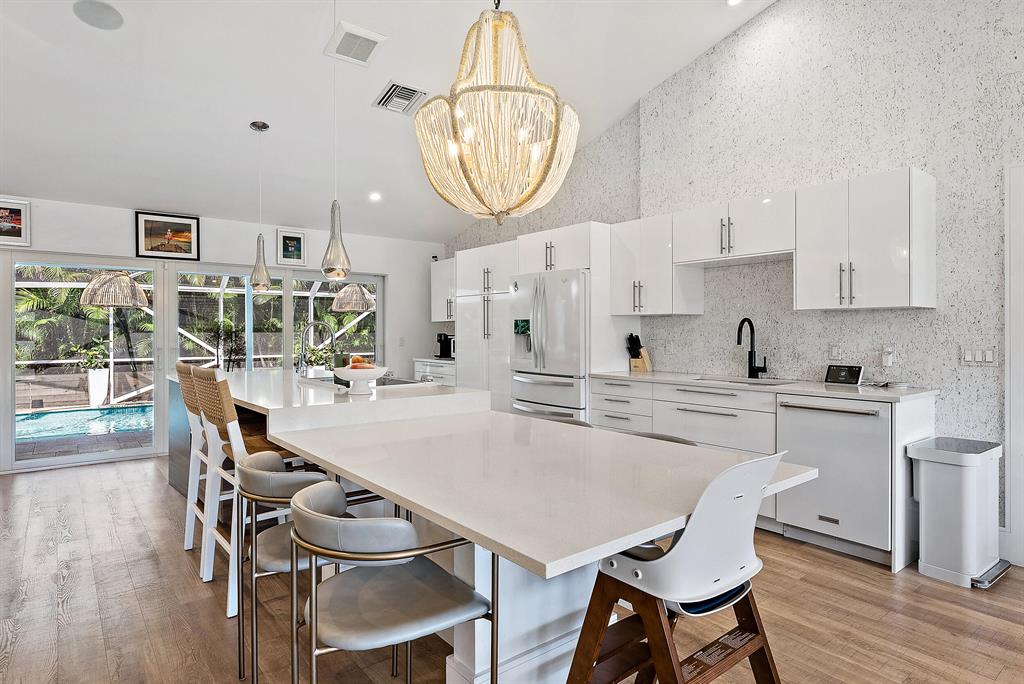 JUPITER SOUND COVE - Residential