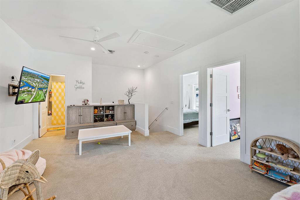 JUPITER SOUND COVE - Residential