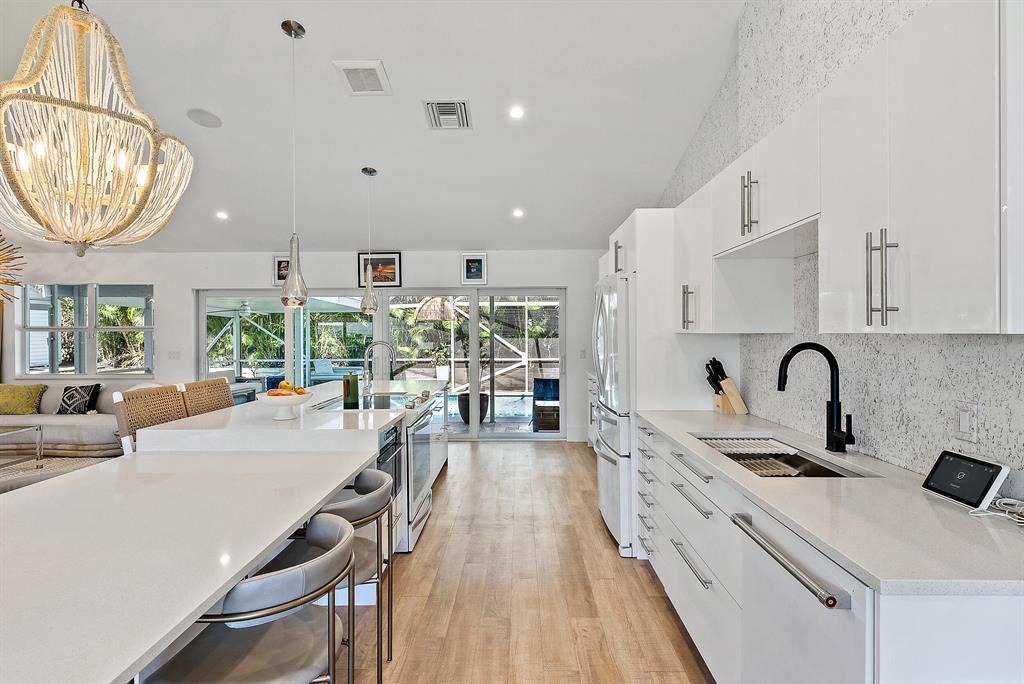 JUPITER SOUND COVE - Residential