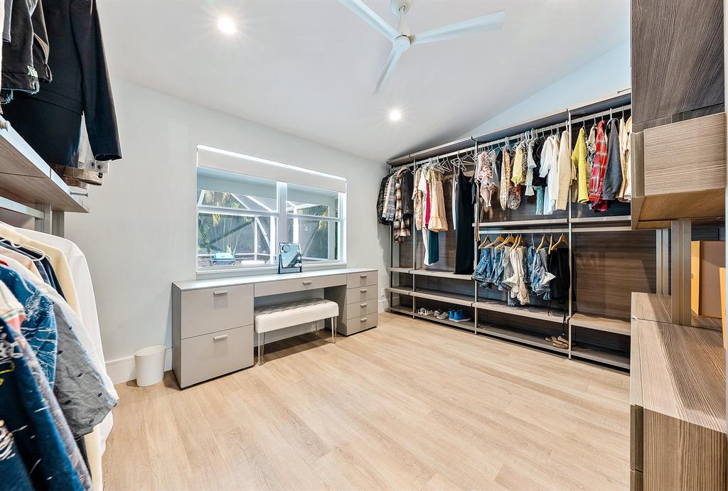 JUPITER SOUND COVE - Residential