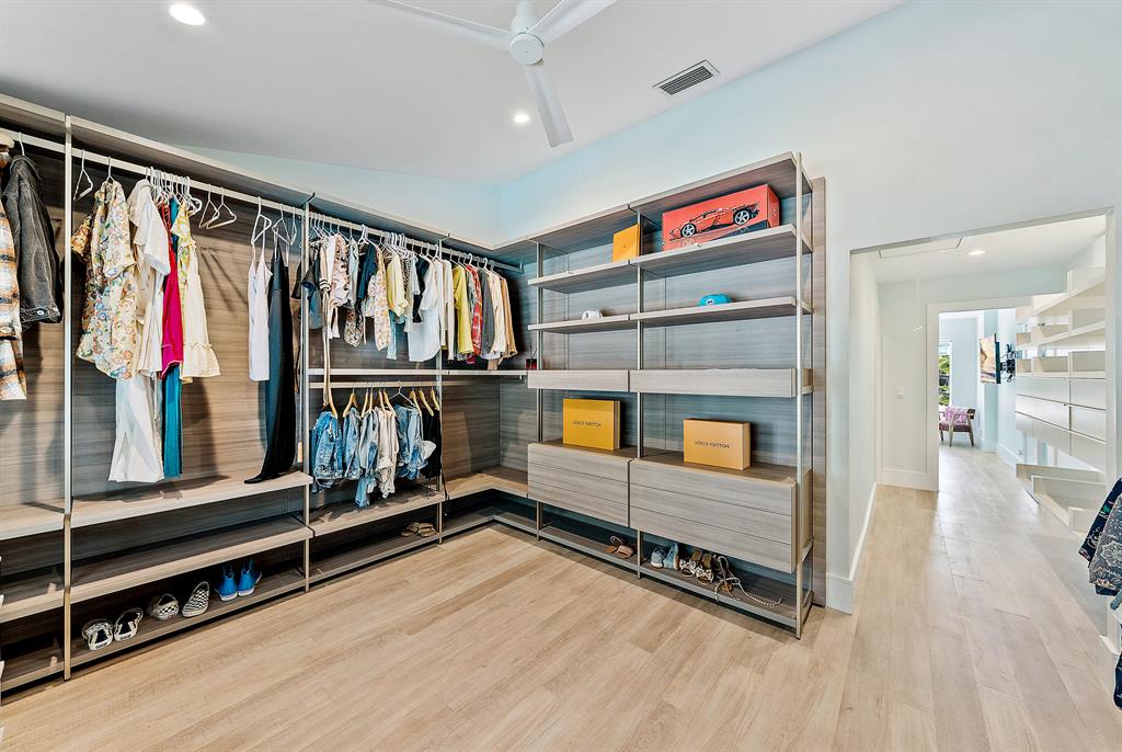 JUPITER SOUND COVE - Residential