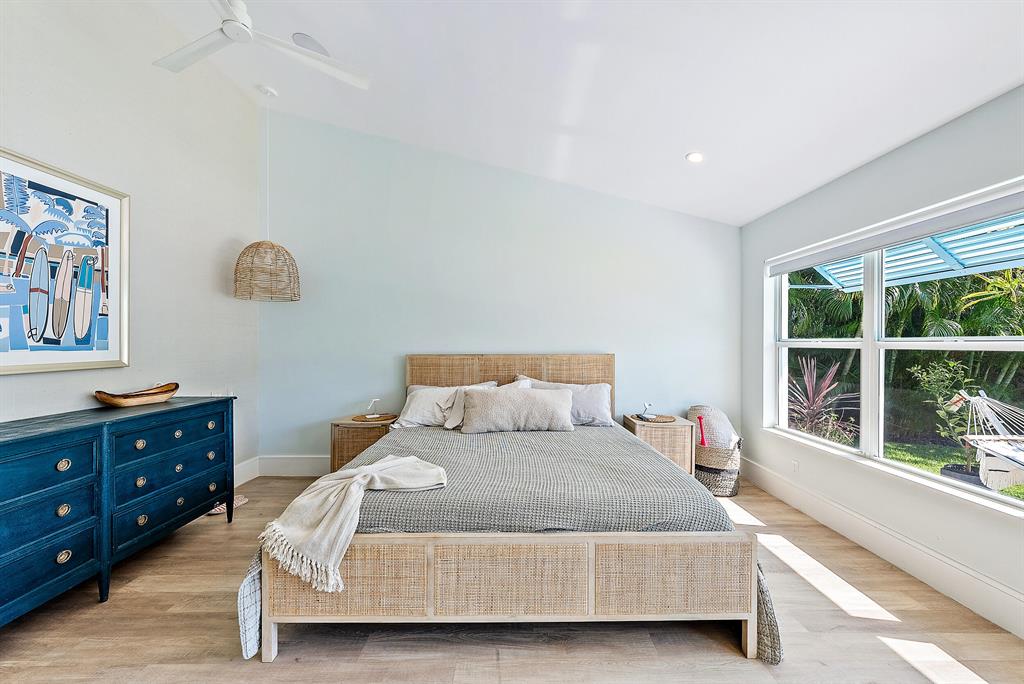 JUPITER SOUND COVE - Residential