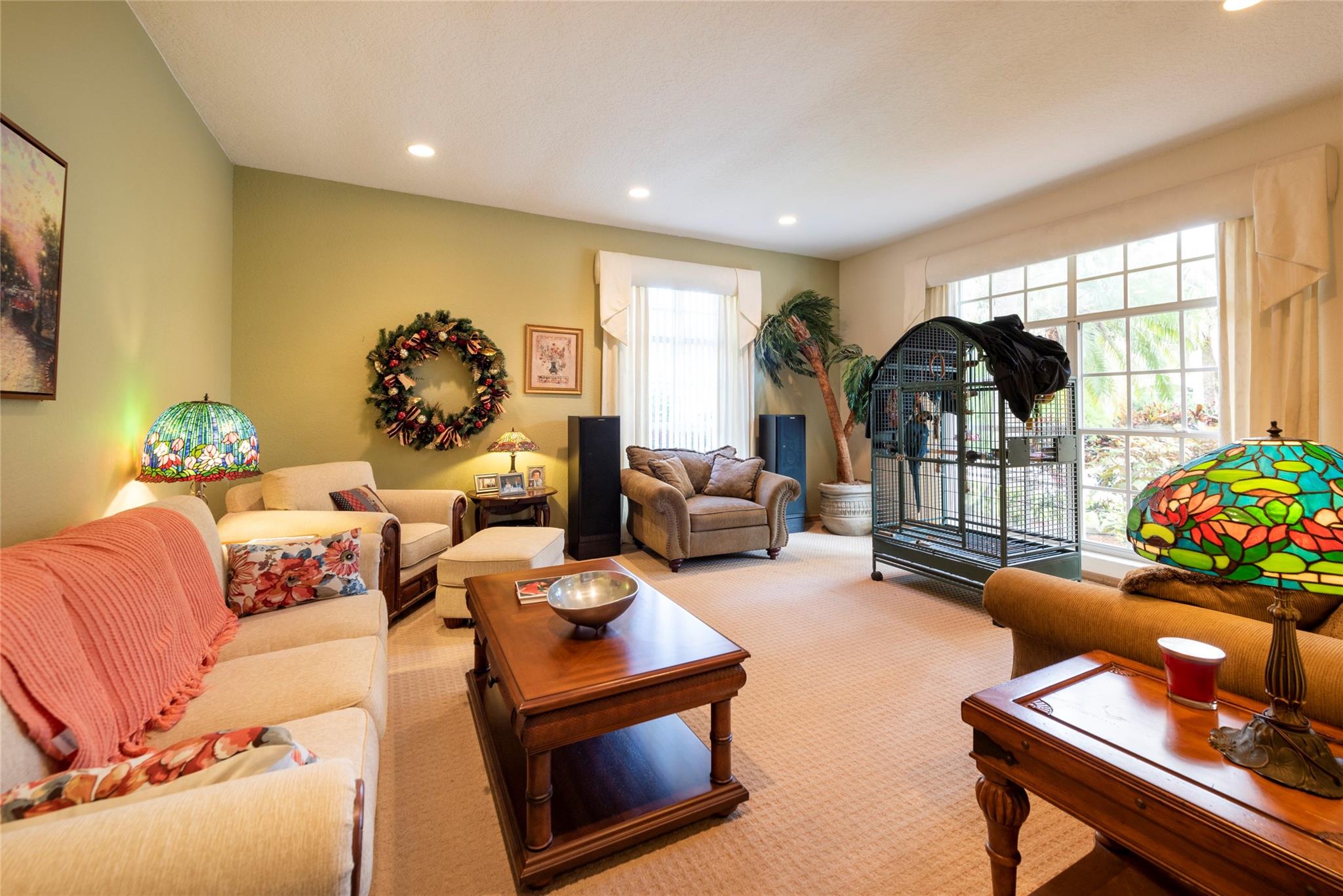 Woodside Vill Sec One 92- - Residential Lease