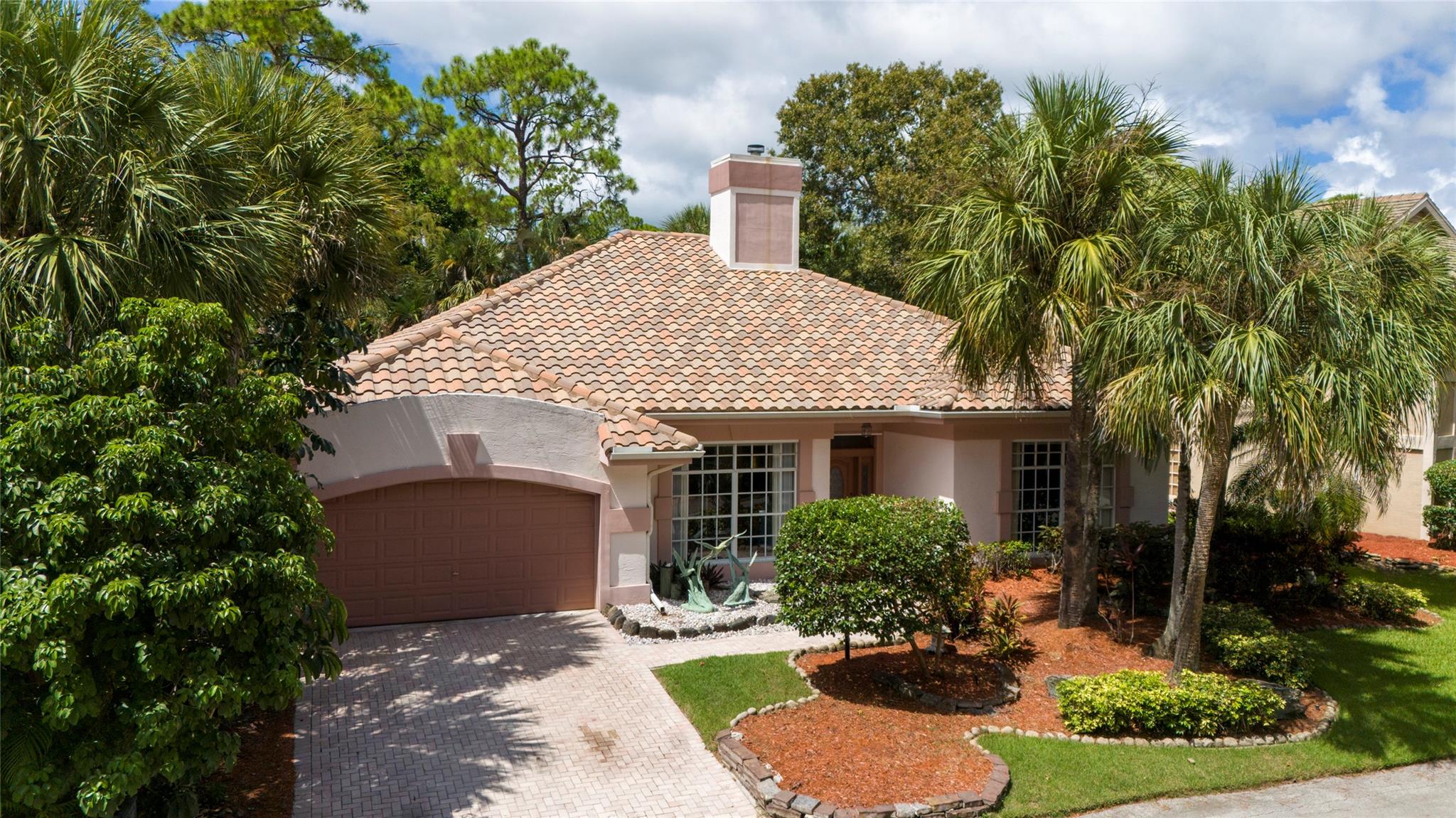 Woodside Vill Sec One 92- - Residential Lease