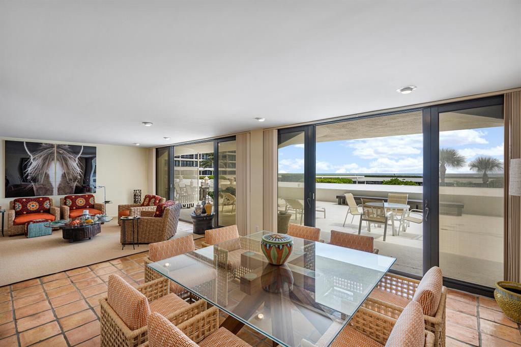 BEACH POINT COND DECL FIL - Residential