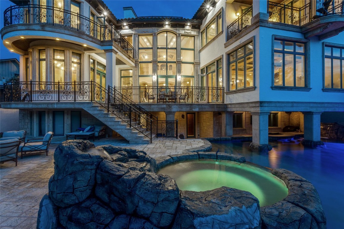 HILLSBORO SHORES SEC A - Residential