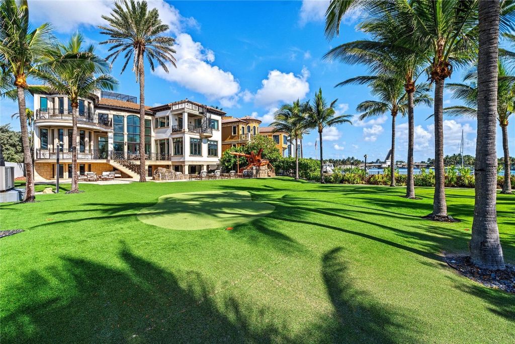 Photo of 2306 Bay Drive, Pompano Beach, FL 33062 (MLS # F10514259)