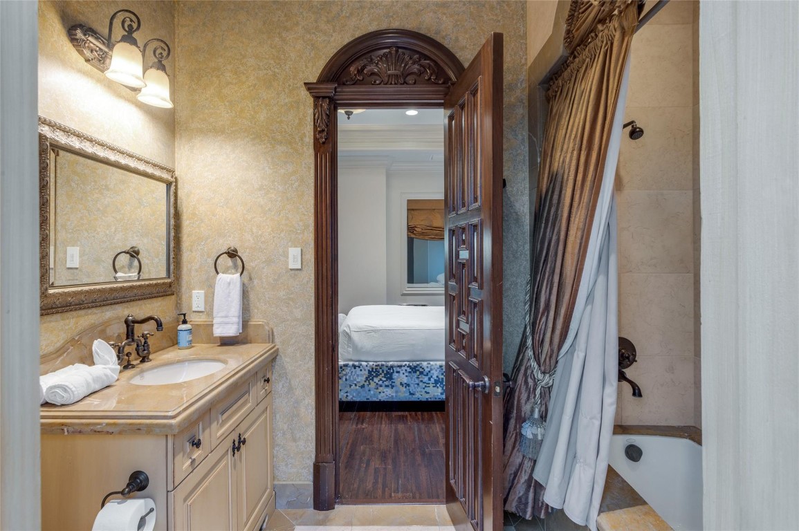 HILLSBORO SHORES SEC A - Residential