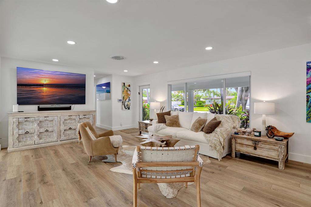 ROYAL OAKS HILLS 2ND SEC - Residential