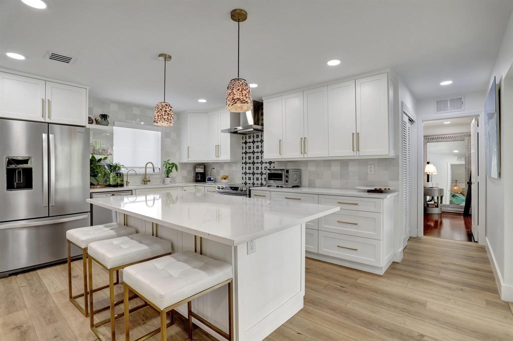 ROYAL OAKS HILLS 2ND SEC - Residential