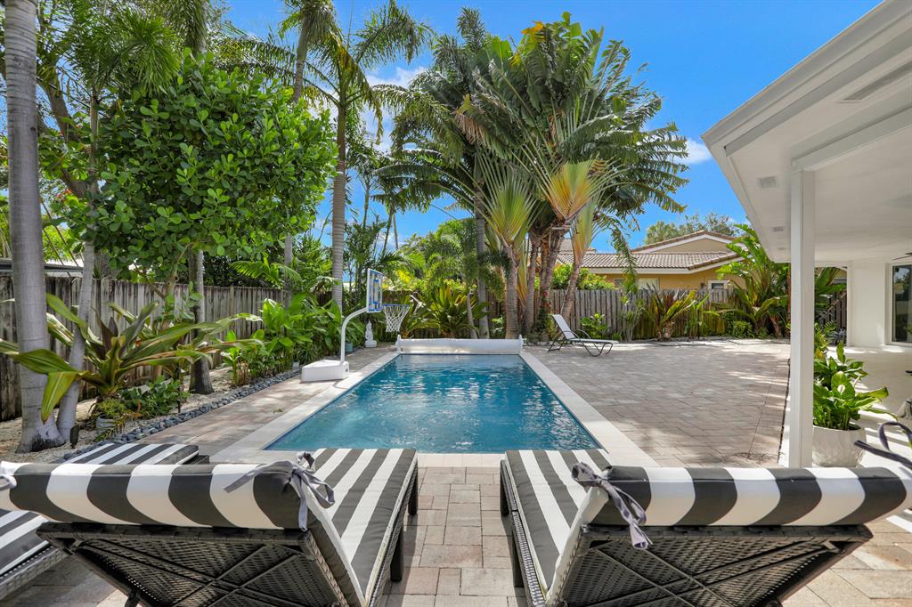 ROYAL OAKS HILLS 2ND SEC - Residential