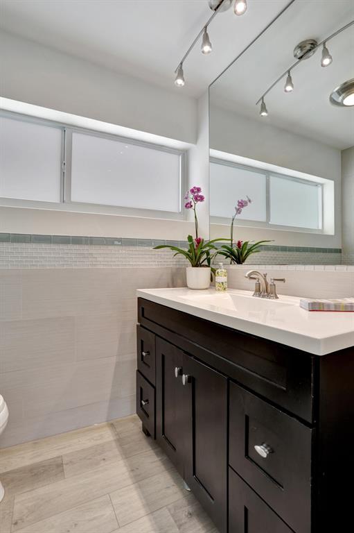 ROYAL OAKS HILLS 2ND SEC - Residential