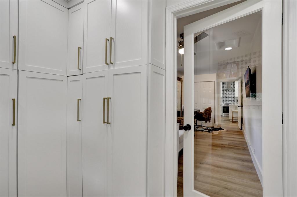 ROYAL OAKS HILLS 2ND SEC - Residential