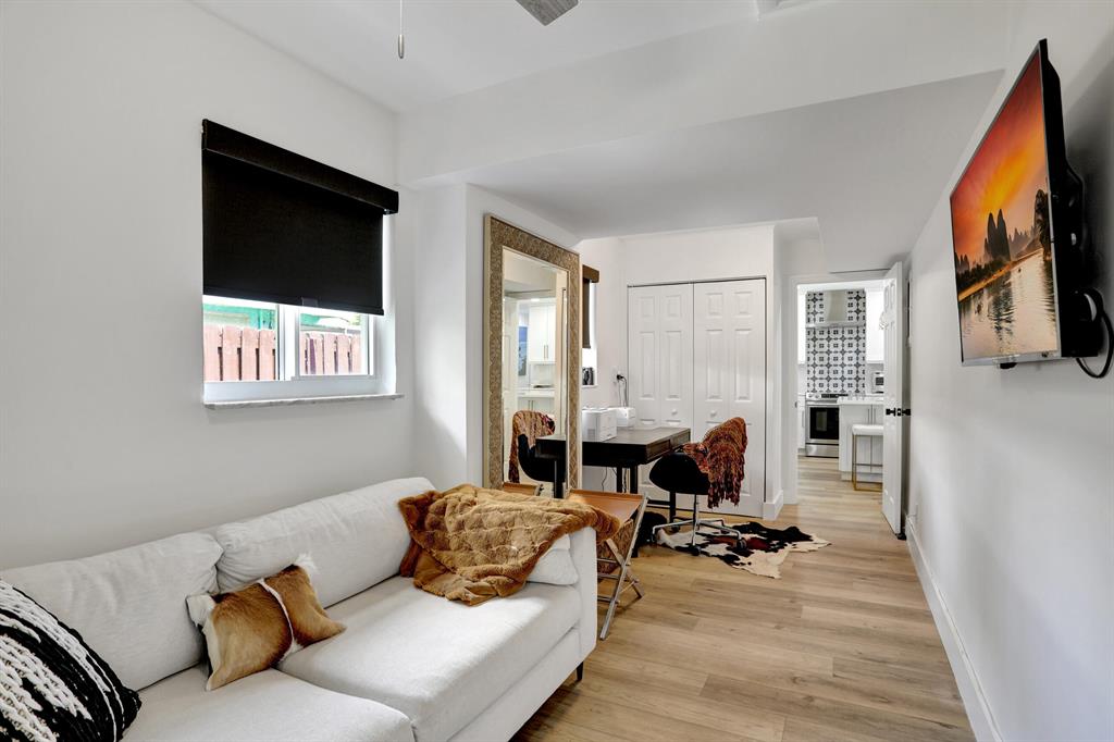 ROYAL OAKS HILLS 2ND SEC - Residential