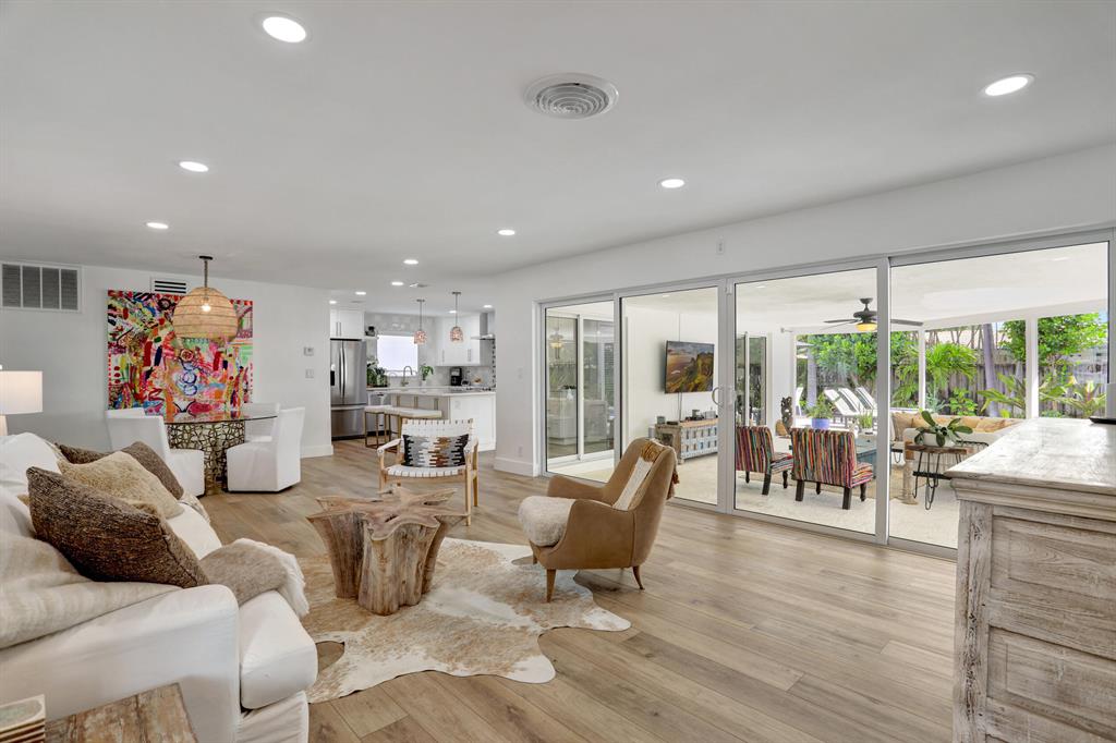 ROYAL OAKS HILLS 2ND SEC - Residential