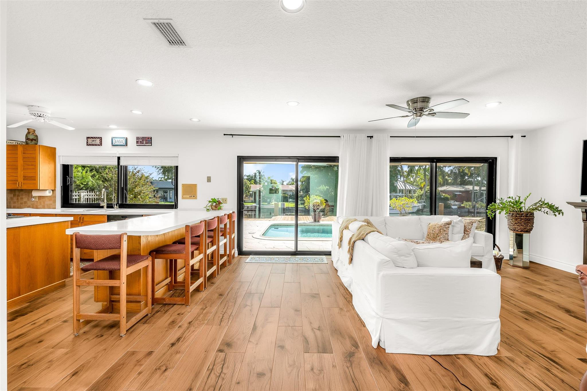 Snug Harbor Sec Two 39-38 - Residential
