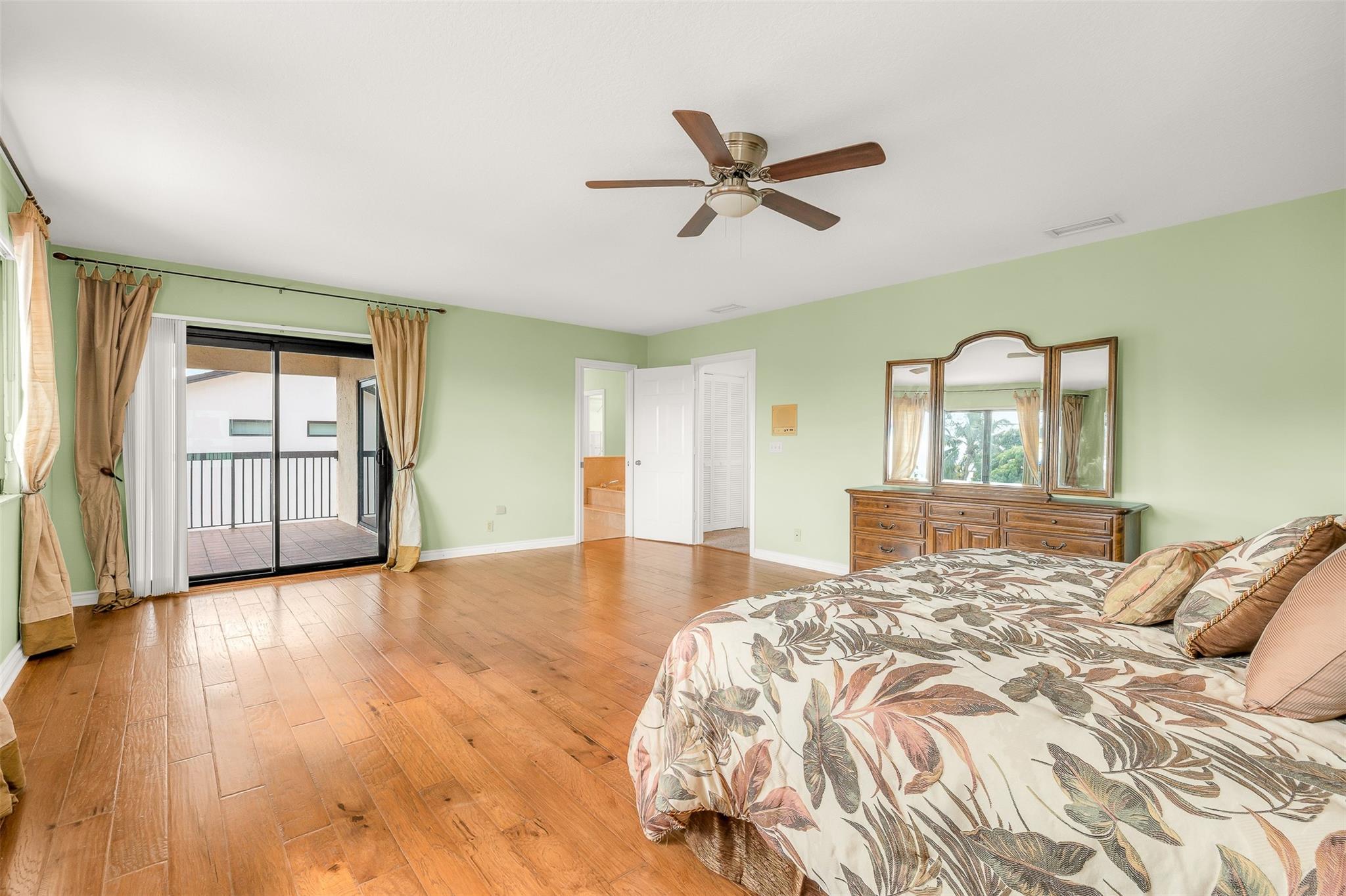 Snug Harbor Sec Two 39-38 - Residential