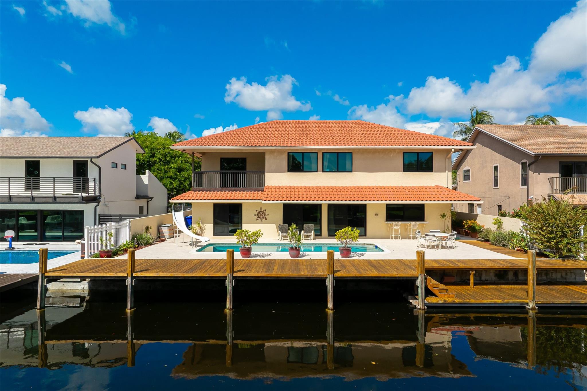 Snug Harbor Sec Two 39-38 - Residential