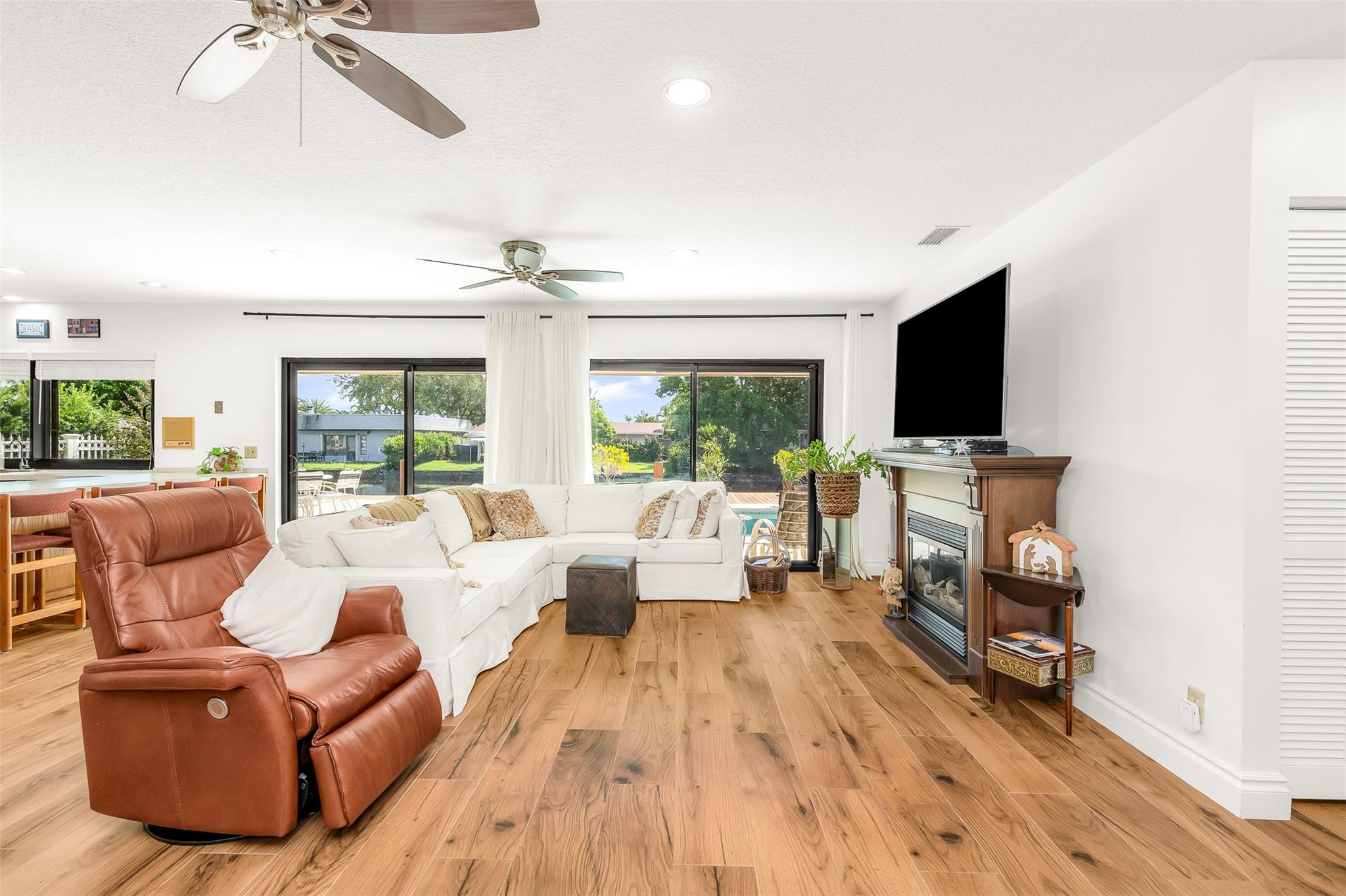 Snug Harbor Sec Two 39-38 - Residential