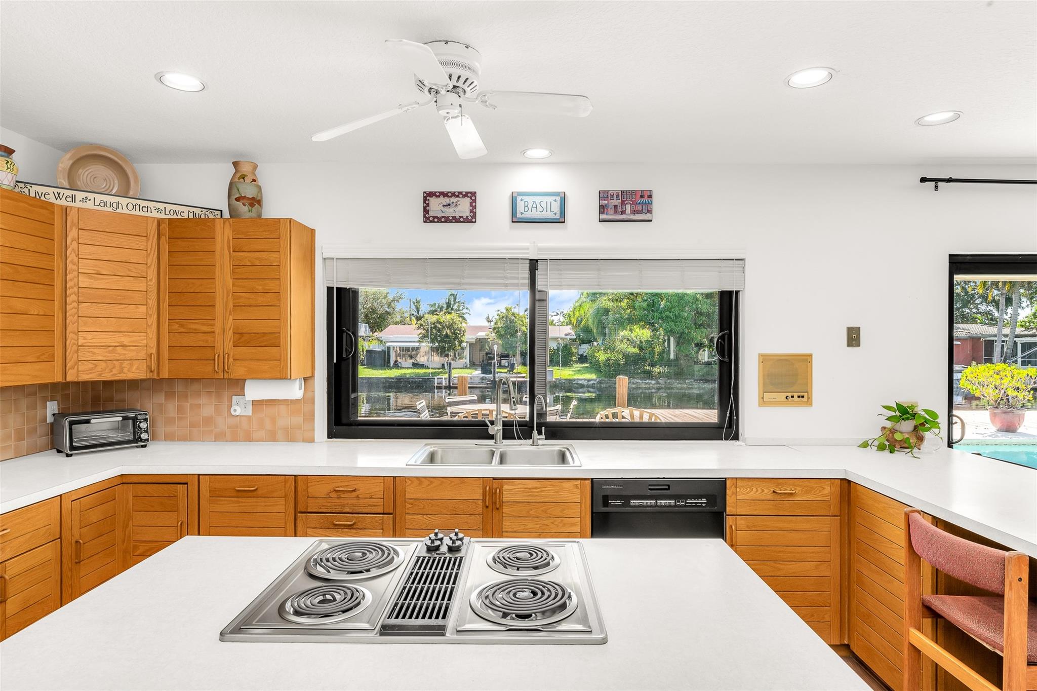 Snug Harbor Sec Two 39-38 - Residential