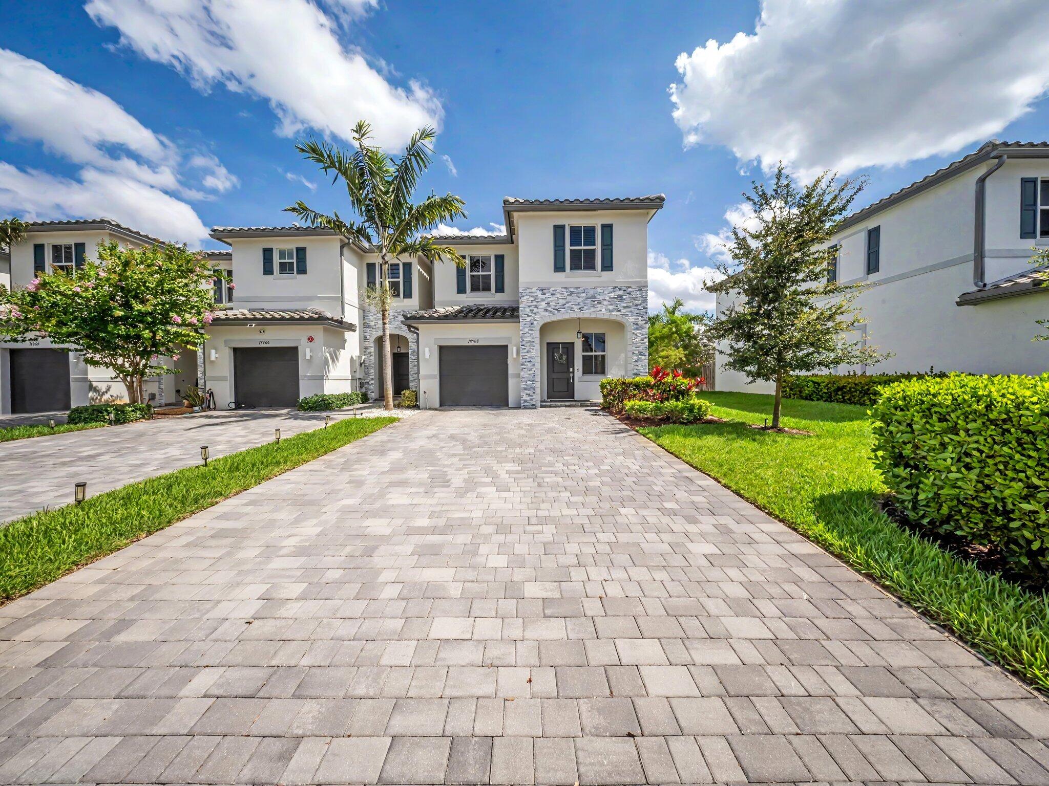 Photo 1 of 26 — 11968 NW 47th Manor, Coral Springs, FL 33076