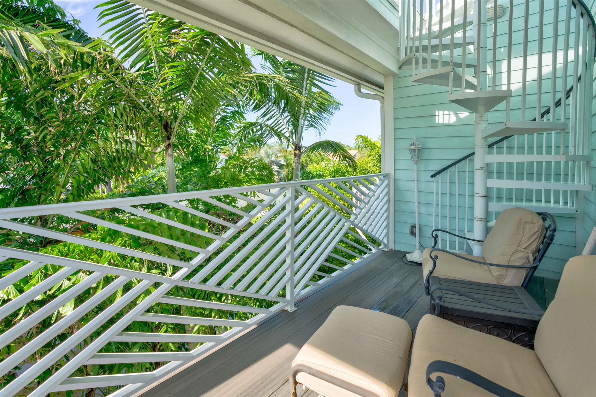 XANADU BY THE SEA - Residential Lease