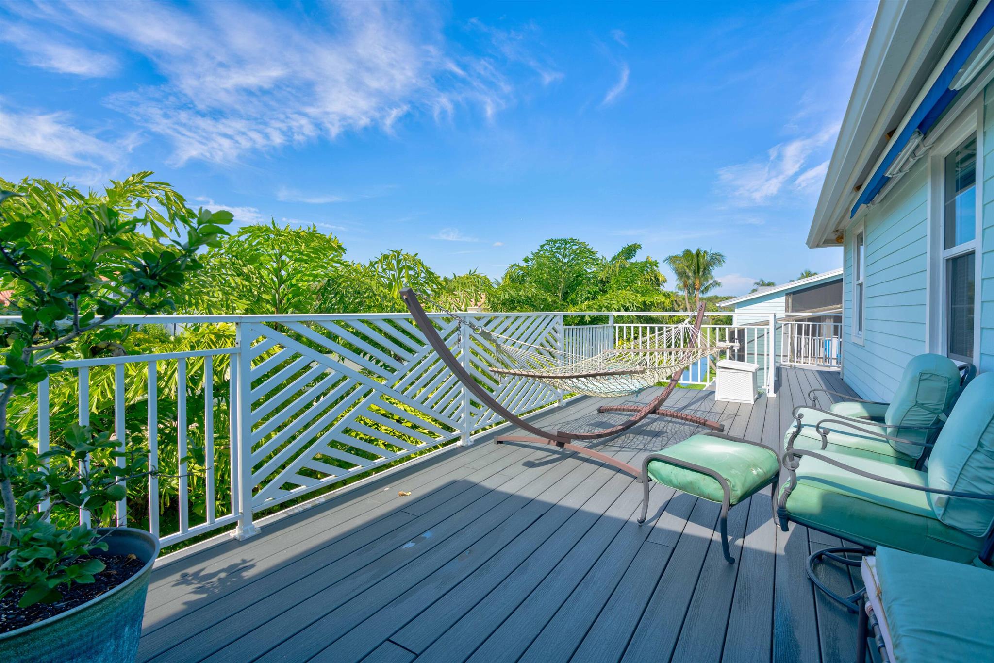 XANADU BY THE SEA - Residential Lease