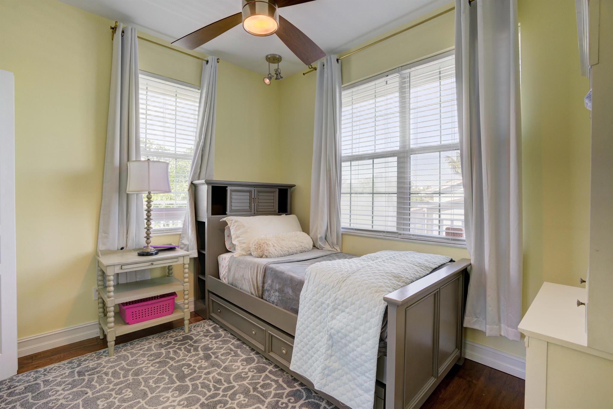 XANADU BY THE SEA - Residential Lease
