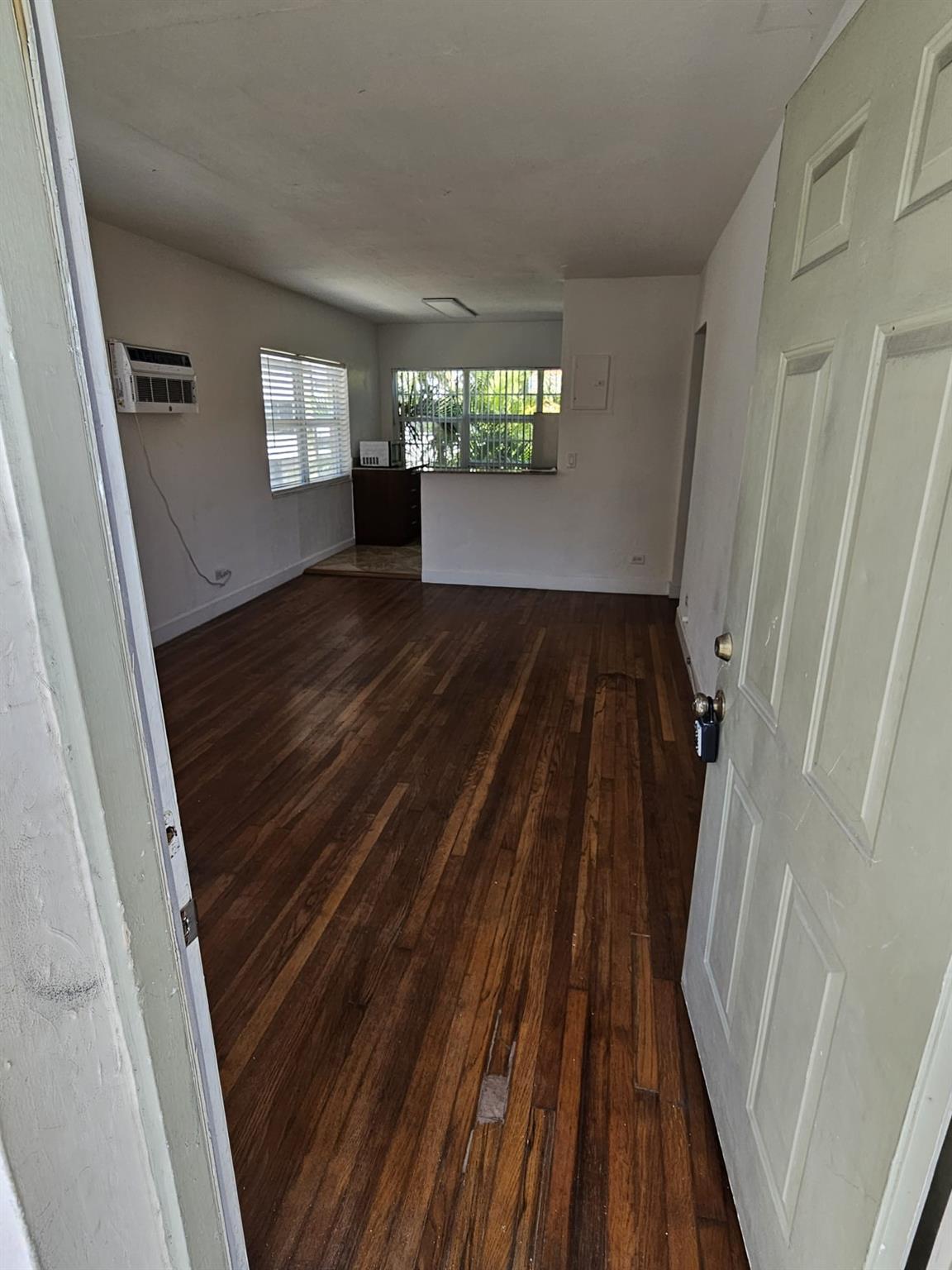 Palms On 80th Condo The - Residential Lease