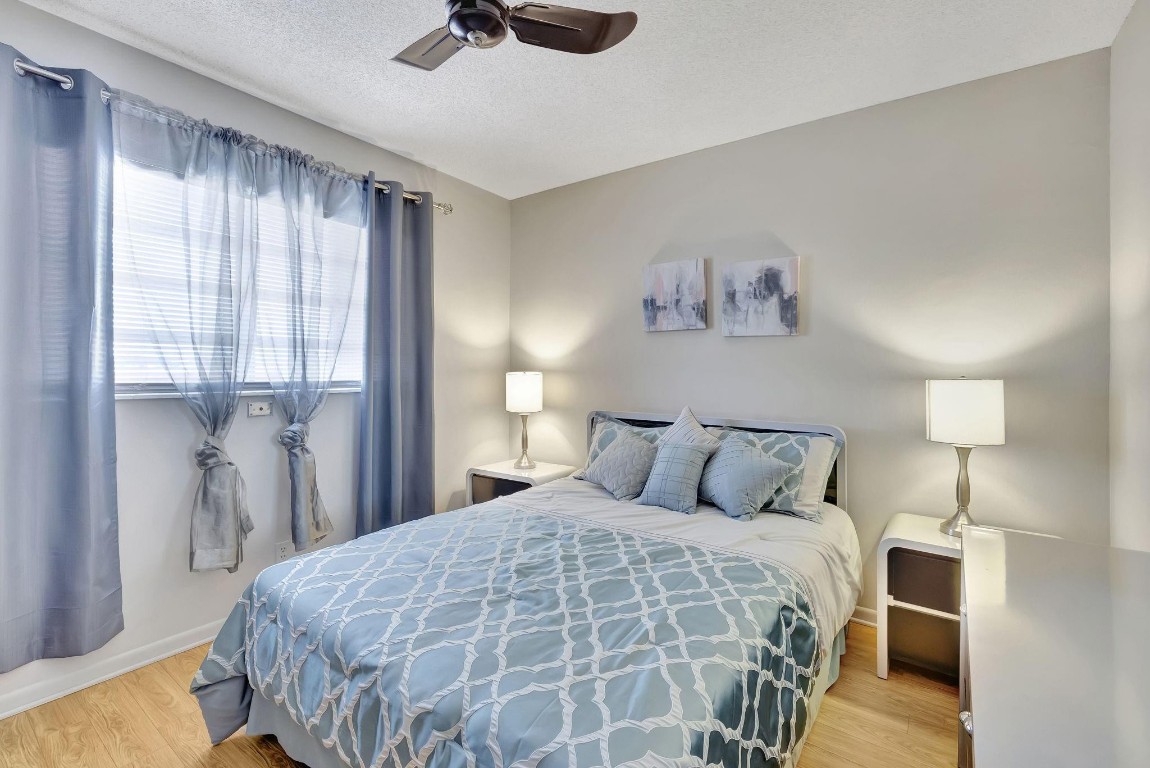 4431 NW 16th Street 303