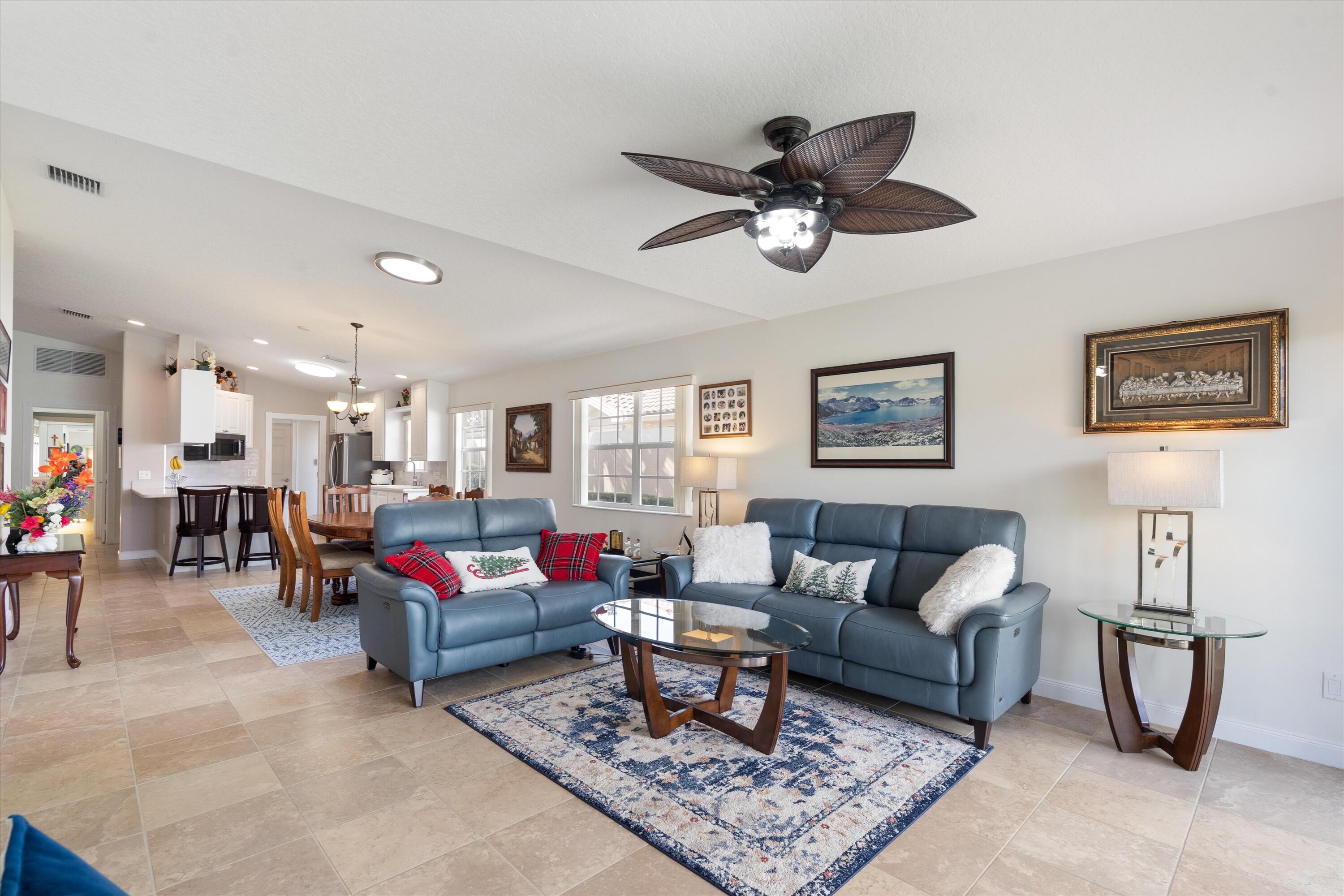 VILLAGEWALK OF WELLINGTON PL 5 - Residential