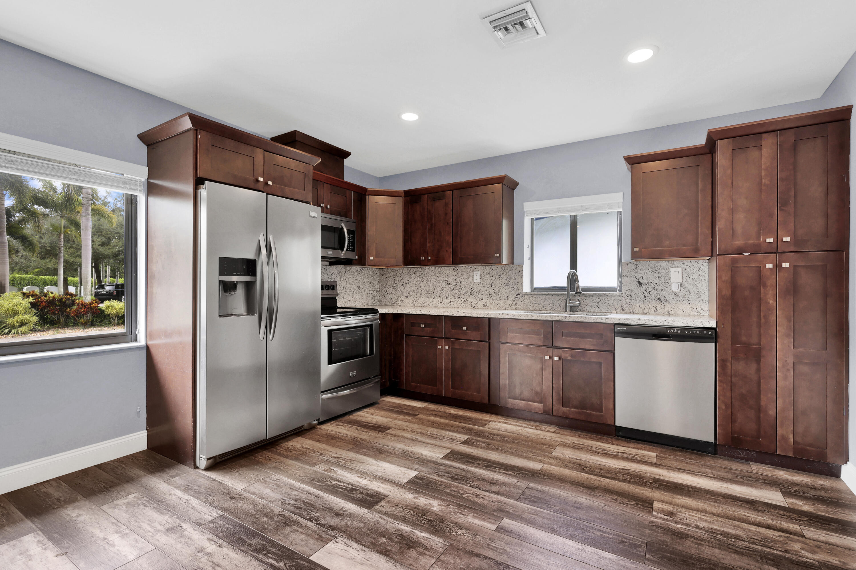 Sunshine Ranches - Residential