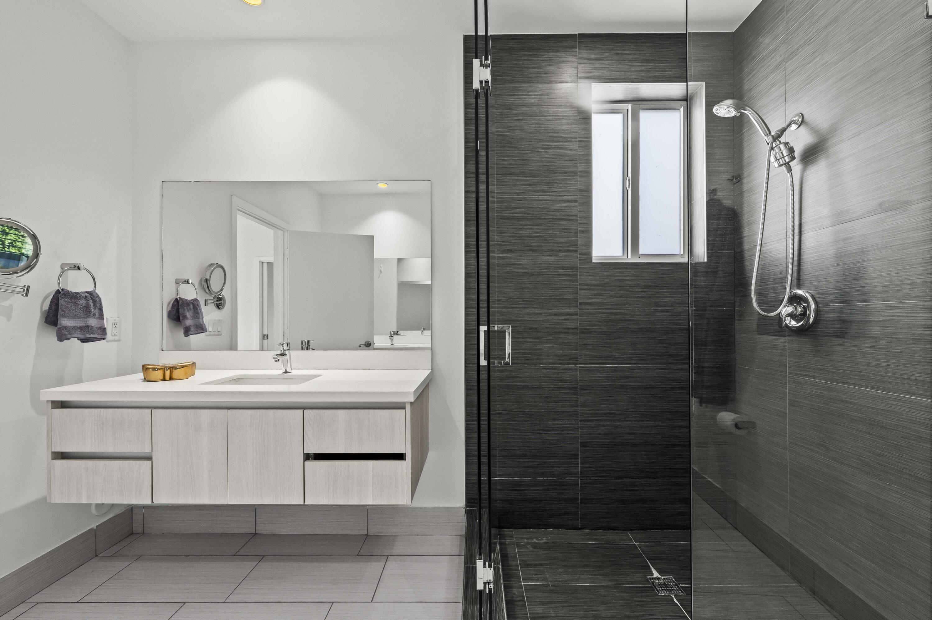 PARKVIEW VILLAS REPLAT - Residential