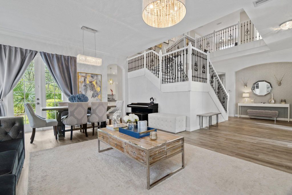 Photo of 1107 Vintner Boulevard, Palm Beach Gardens, FL 33410 (MLS # R11012379)